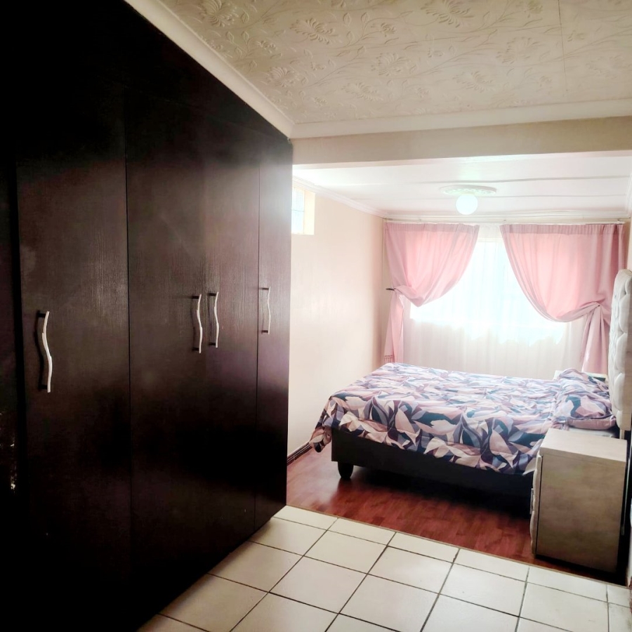 5 Bedroom Property for Sale in Buffalo Flats Eastern Cape